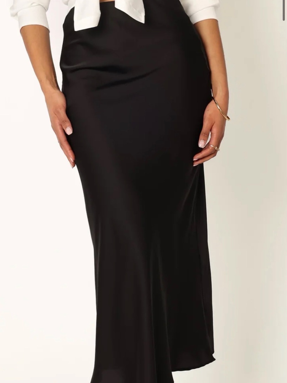 Petal & Pup Black Maxi Skirt